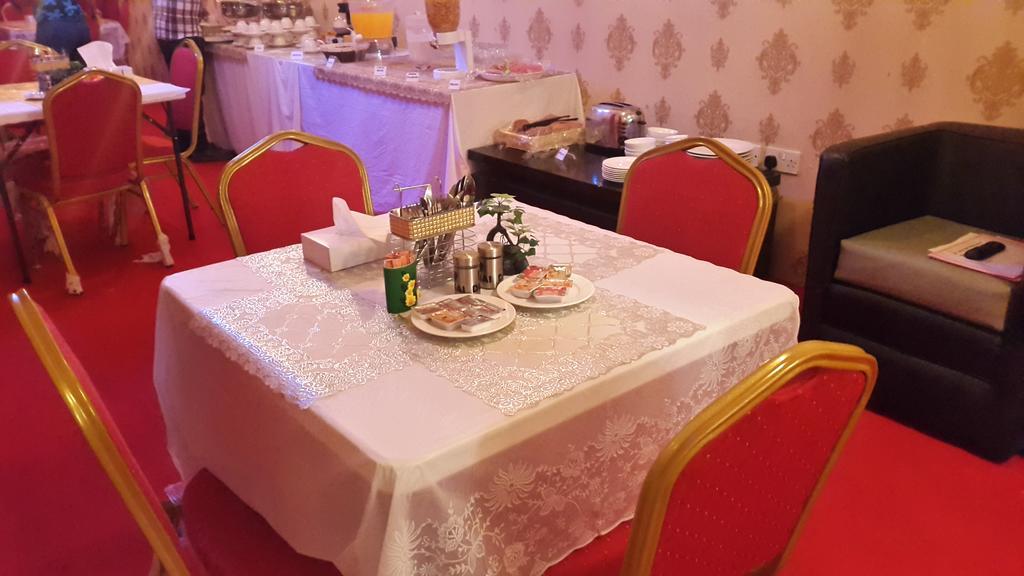 Al Raien Hotel Apartment Дубай Екстер'єр фото